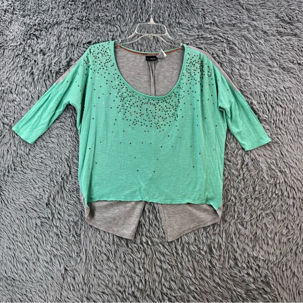 Daytrip Shirt Womens Small Stud Embellished Split Hem Back High Low